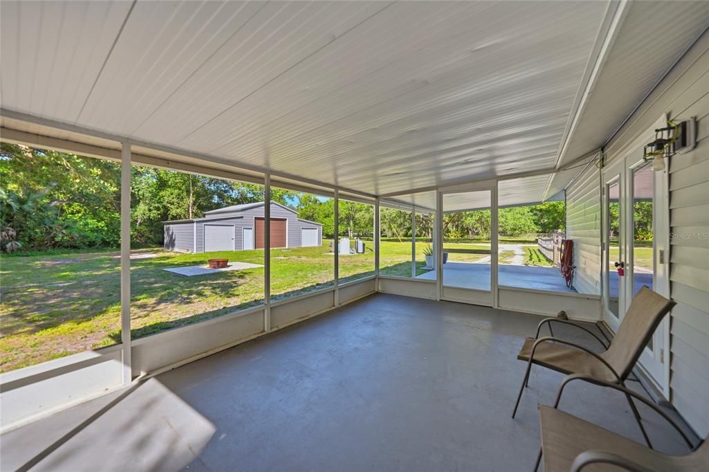 Activo con contrato: $359,000 (3 camas, 2 baños, 1200 Pies cuadrados)