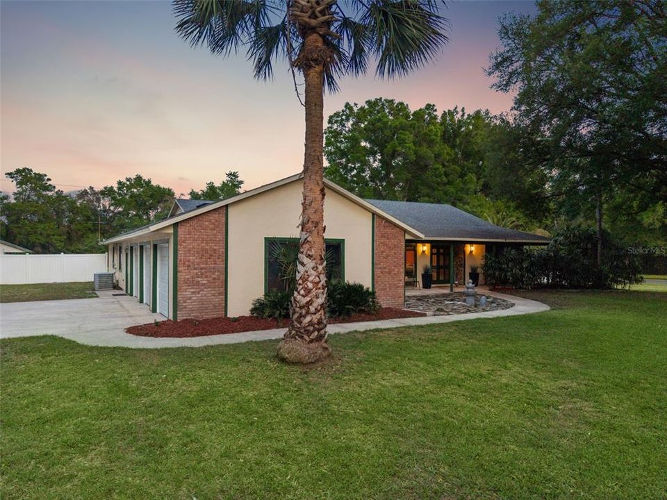 En Venta: $959,900 (4 camas, 2 baños, 2481 Pies cuadrados)