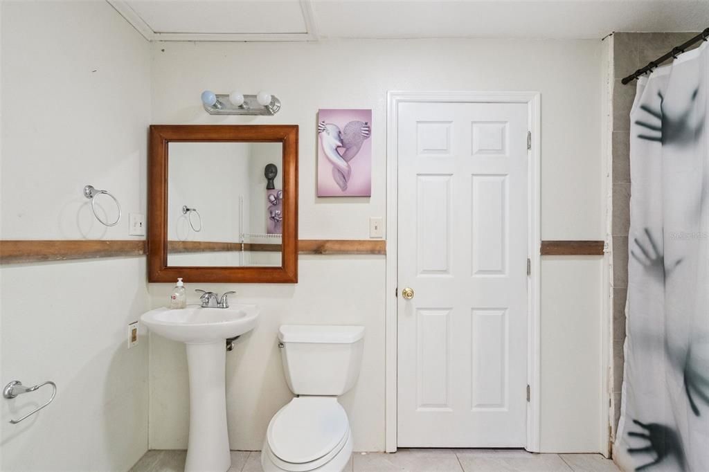 En Venta: $959,900 (4 camas, 2 baños, 2481 Pies cuadrados)