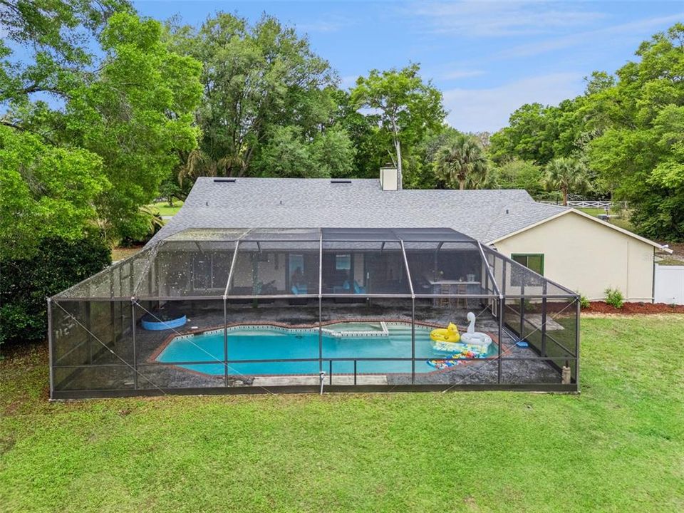 En Venta: $959,900 (4 camas, 2 baños, 2481 Pies cuadrados)