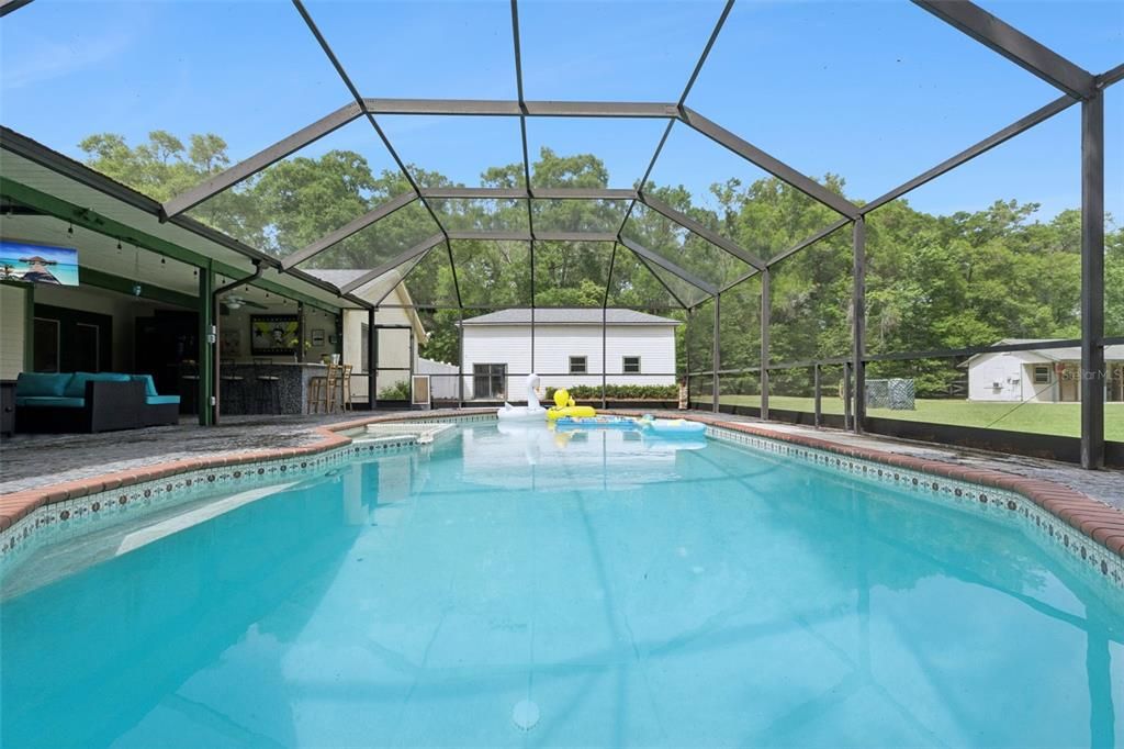 En Venta: $959,900 (4 camas, 2 baños, 2481 Pies cuadrados)