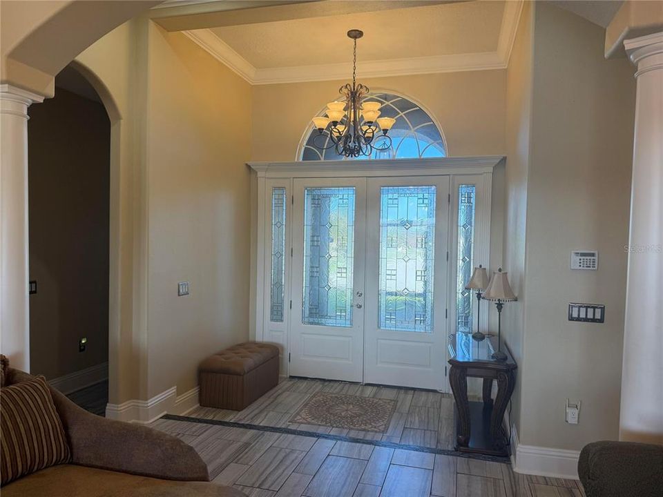 En Venta: $812,900 (5 camas, 4 baños, 4580 Pies cuadrados)