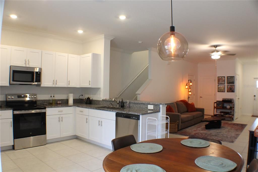 En Venta: $280,000 (3 camas, 2 baños, 1634 Pies cuadrados)