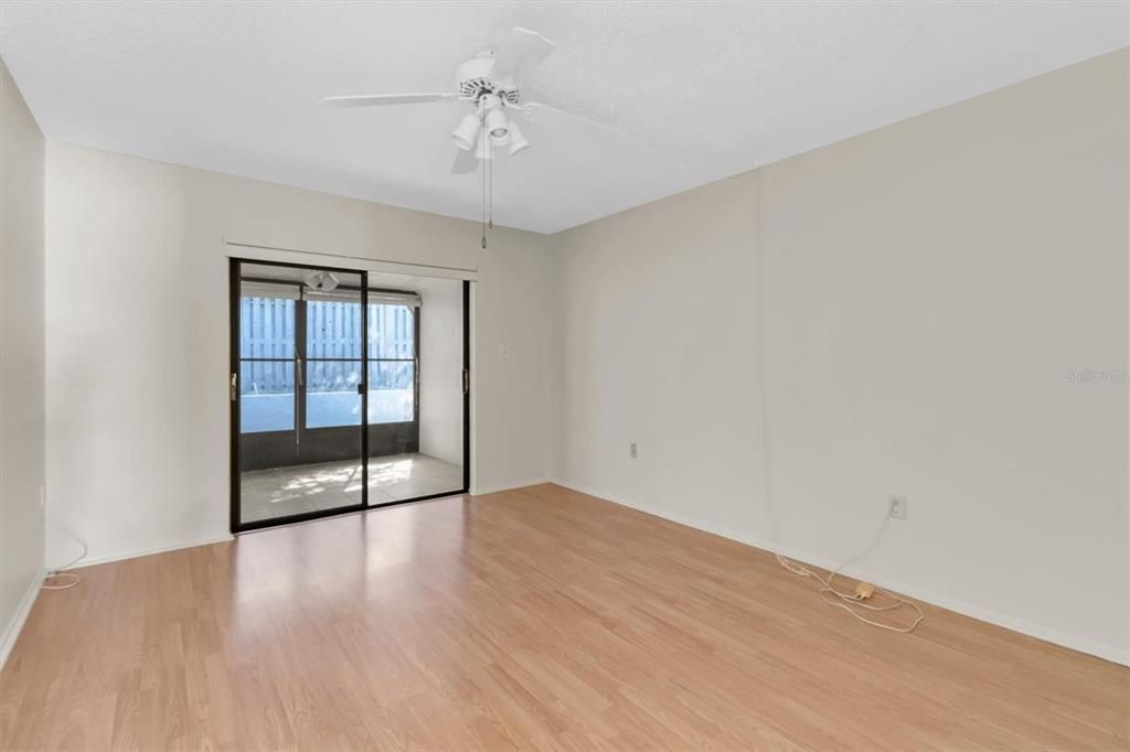 En Venta: $184,000 (2 camas, 2 baños, 1128 Pies cuadrados)