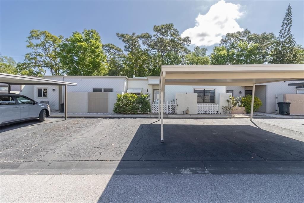 En Venta: $184,000 (2 camas, 2 baños, 1128 Pies cuadrados)