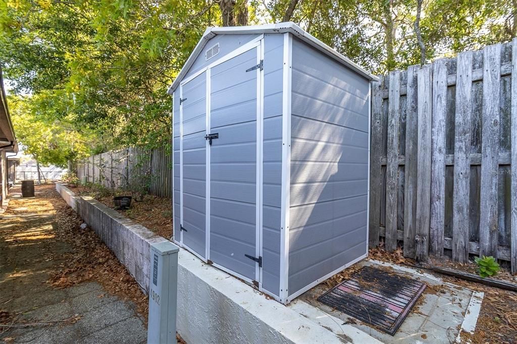 En Venta: $184,000 (2 camas, 2 baños, 1128 Pies cuadrados)