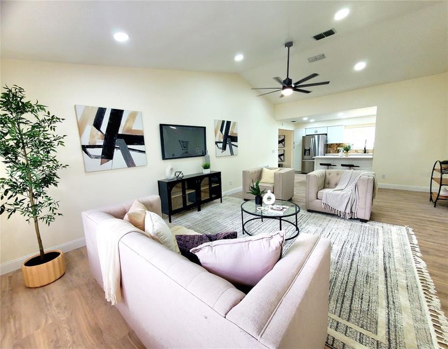 Activo con contrato: $449,900 (2 camas, 2 baños, 1628 Pies cuadrados)