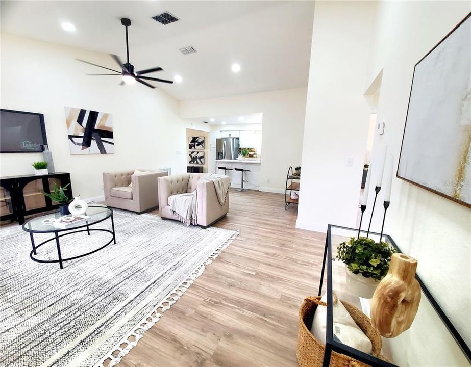Activo con contrato: $449,900 (2 camas, 2 baños, 1628 Pies cuadrados)