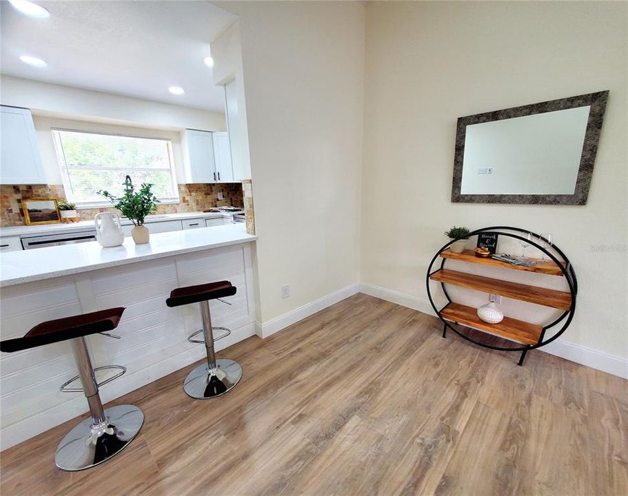 Activo con contrato: $449,900 (2 camas, 2 baños, 1628 Pies cuadrados)