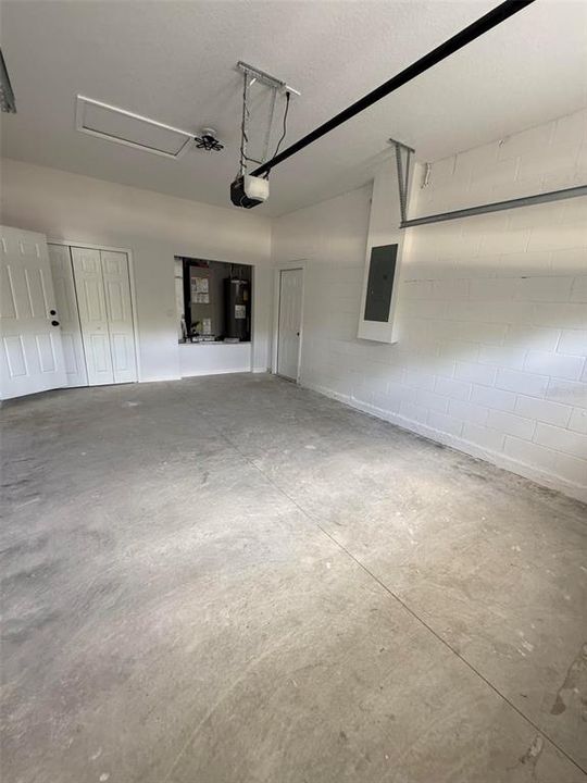 En Venta: $230,000 (3 camas, 2 baños, 1226 Pies cuadrados)