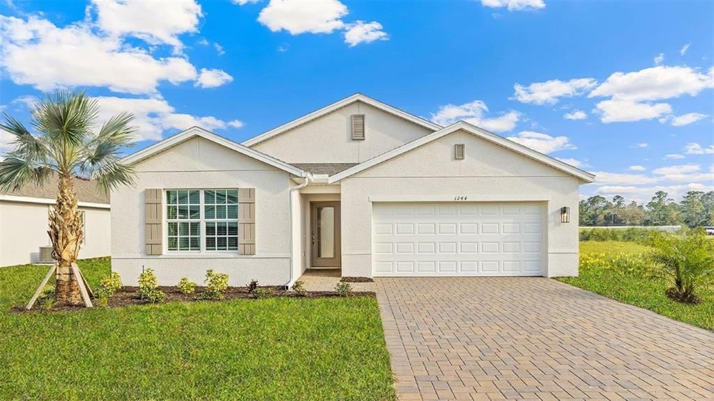 Activo con contrato: $319,999 (5 camas, 3 baños, 2077 Pies cuadrados)