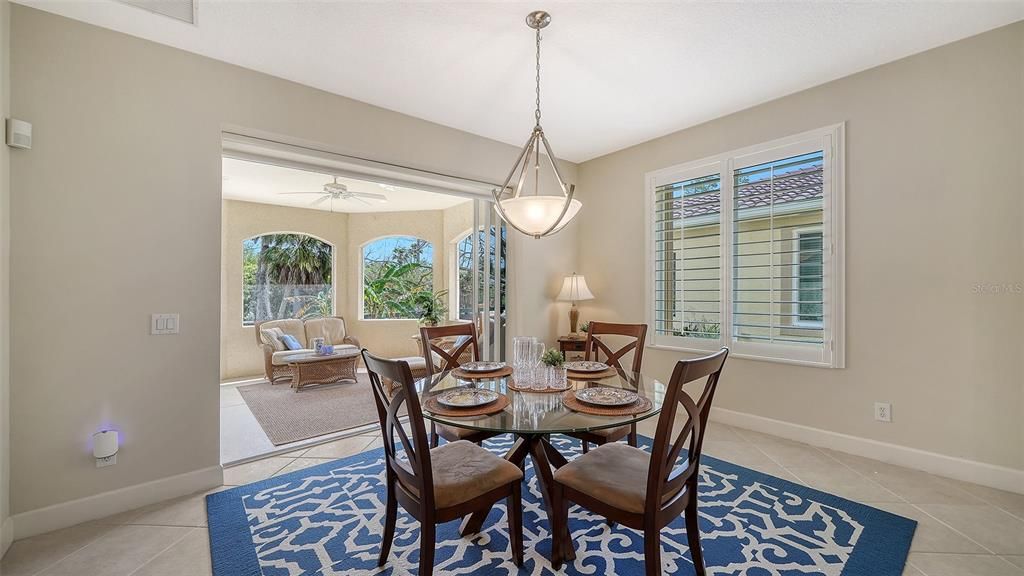 На продажу: $545,000 (2 спален, 2 ванн, 2040 Квадратных фут)