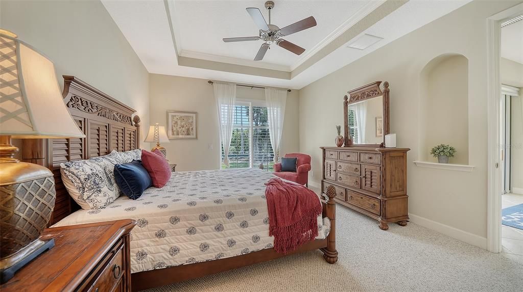 На продажу: $545,000 (2 спален, 2 ванн, 2040 Квадратных фут)