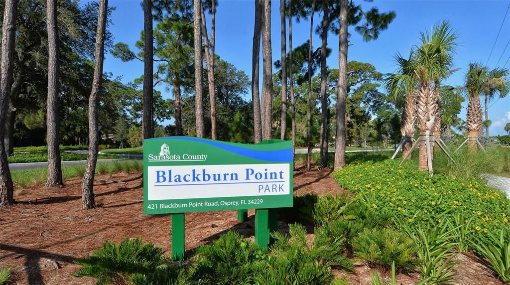 На продажу: $545,000 (2 спален, 2 ванн, 2040 Квадратных фут)