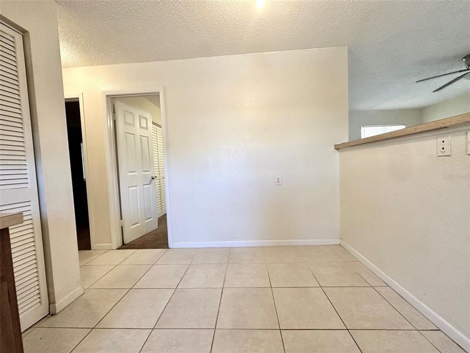 For Rent: $1,700 (3 beds, 1 baths, 1100 Square Feet)