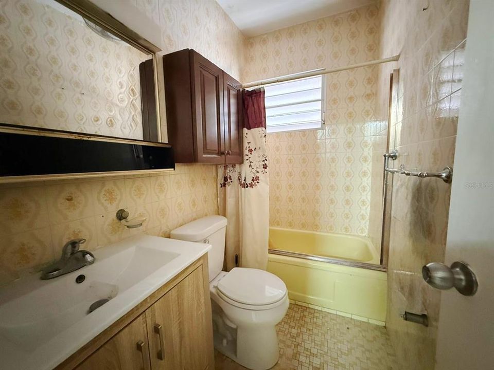 Active With Contract: $175,000 (4 beds, 2 baths, 1200 Square Feet)