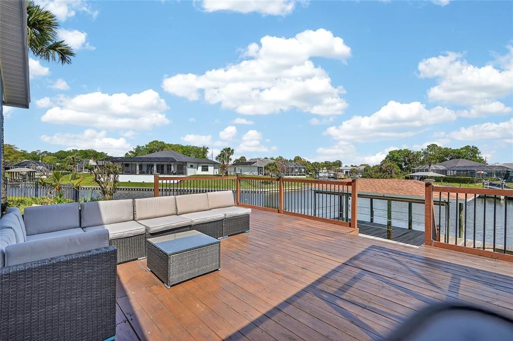 Activo con contrato: $779,000 (4 camas, 2 baños, 2654 Pies cuadrados)