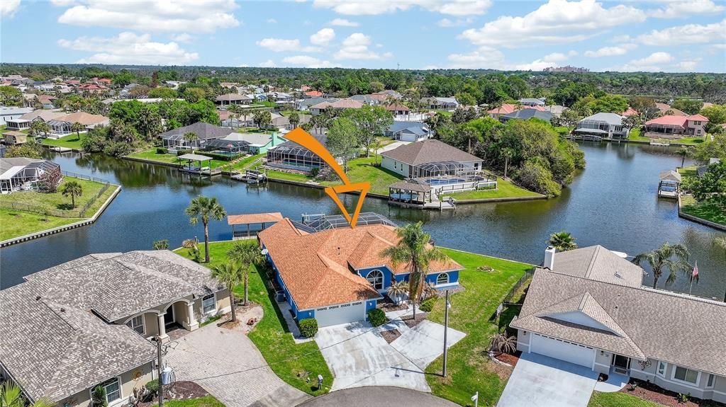 Activo con contrato: $779,000 (4 camas, 2 baños, 2654 Pies cuadrados)