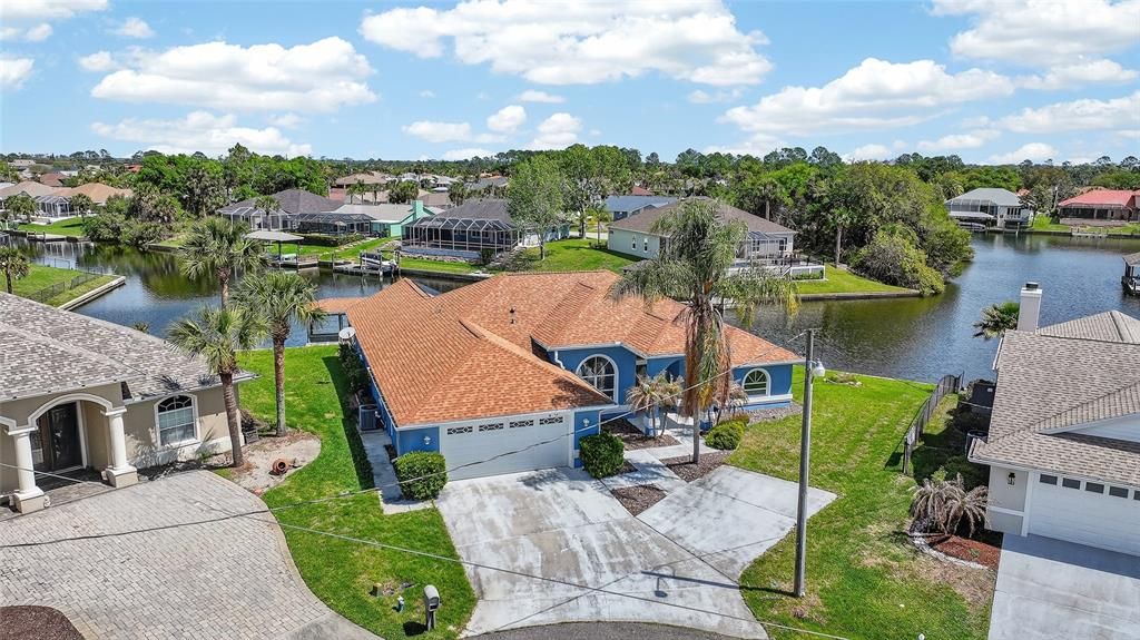 Activo con contrato: $779,000 (4 camas, 2 baños, 2654 Pies cuadrados)