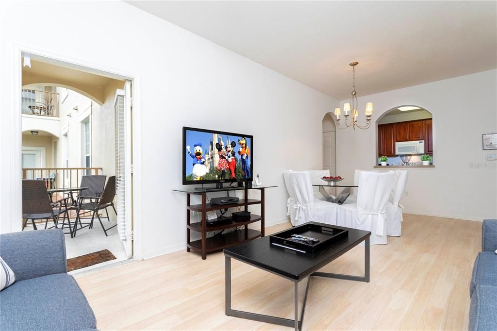 En Venta: $540,000 (3 camas, 2 baños, 1447 Pies cuadrados)