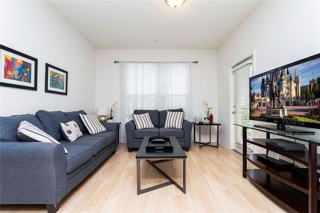 En Venta: $540,000 (3 camas, 2 baños, 1447 Pies cuadrados)