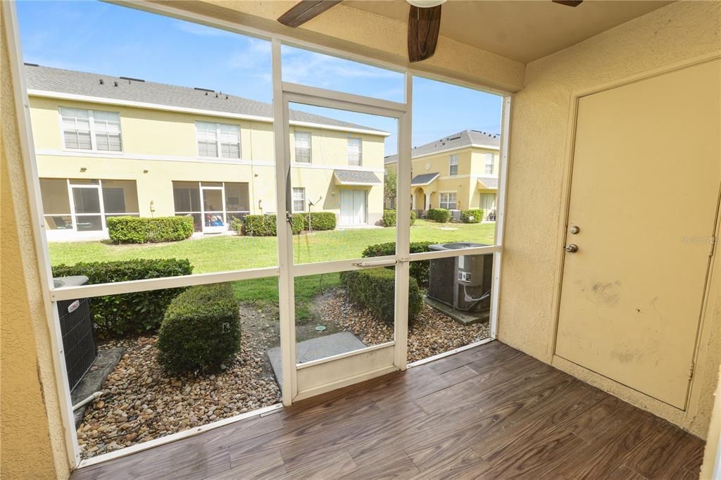 For Sale: $184,999 (2 beds, 2 baths, 1496 Square Feet)