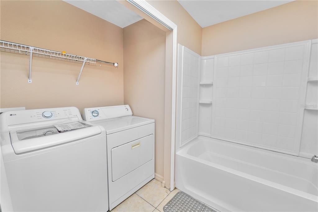 For Sale: $184,999 (2 beds, 2 baths, 1496 Square Feet)