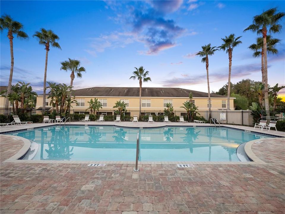 For Sale: $184,999 (2 beds, 2 baths, 1496 Square Feet)