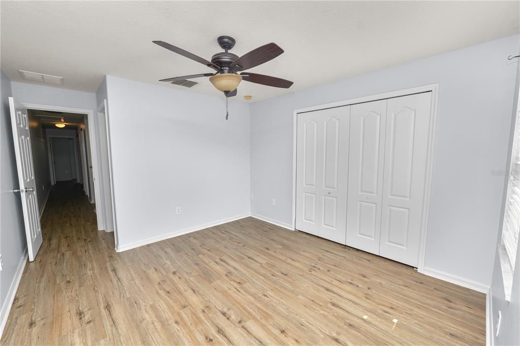 For Sale: $184,999 (2 beds, 2 baths, 1496 Square Feet)