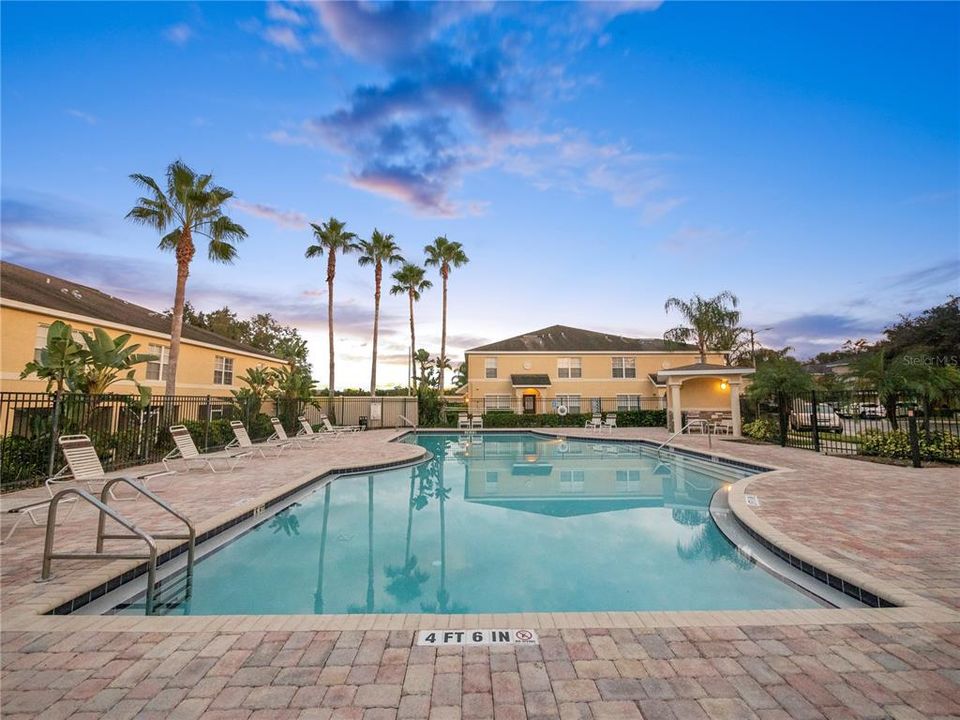 For Sale: $184,999 (2 beds, 2 baths, 1496 Square Feet)