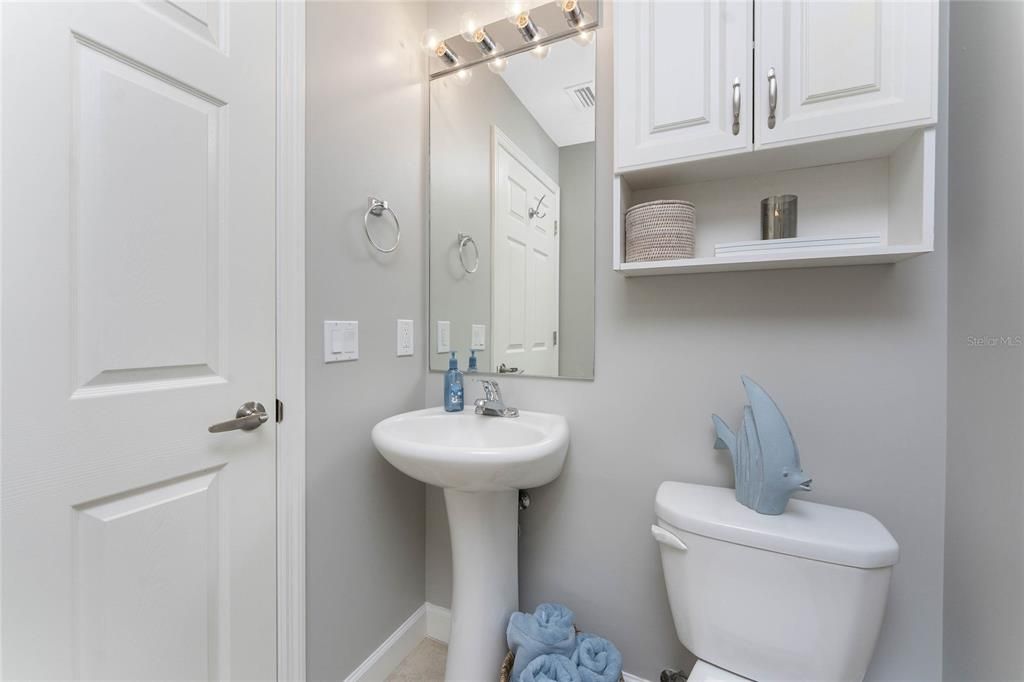 На продажу: $254,900 (3 спален, 2 ванн, 1498 Квадратных фут)