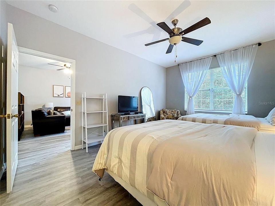 В аренду: $2,800 (2 спален, 2 ванн, 1097 Квадратных фут)