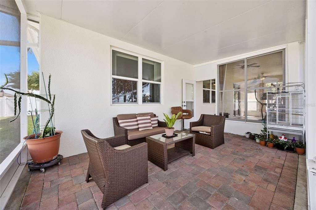 En Venta: $459,900 (5 camas, 3 baños, 3130 Pies cuadrados)