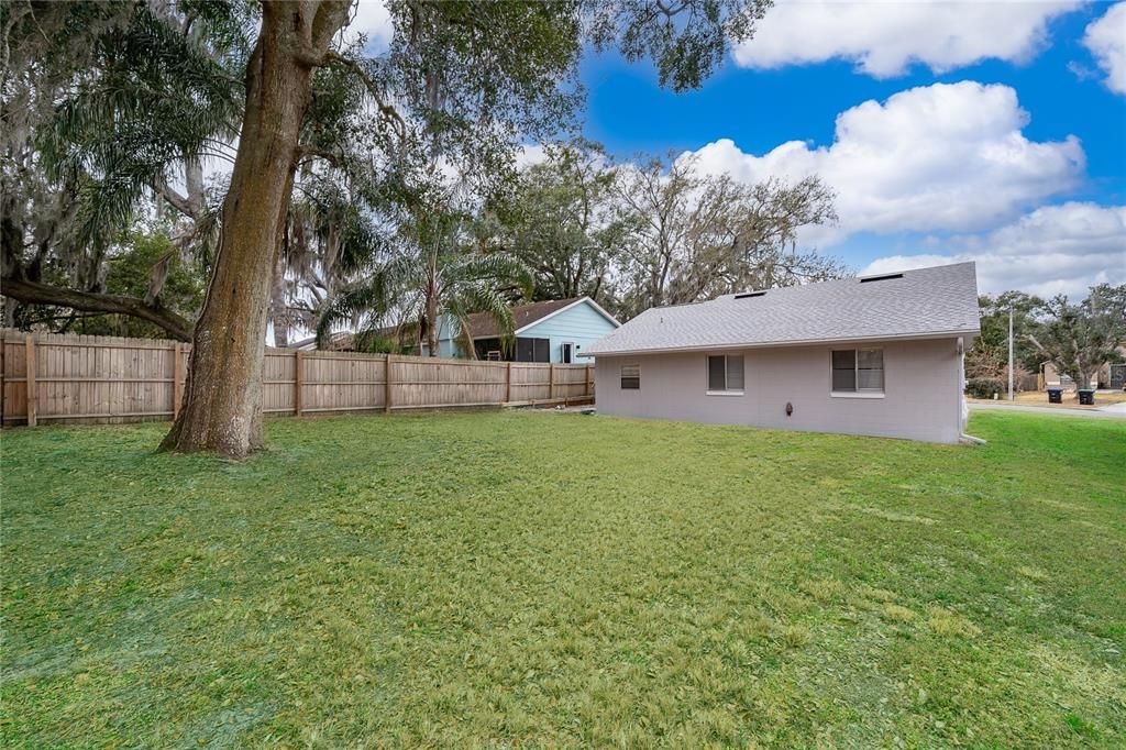 Activo con contrato: $275,000 (2 camas, 2 baños, 926 Pies cuadrados)