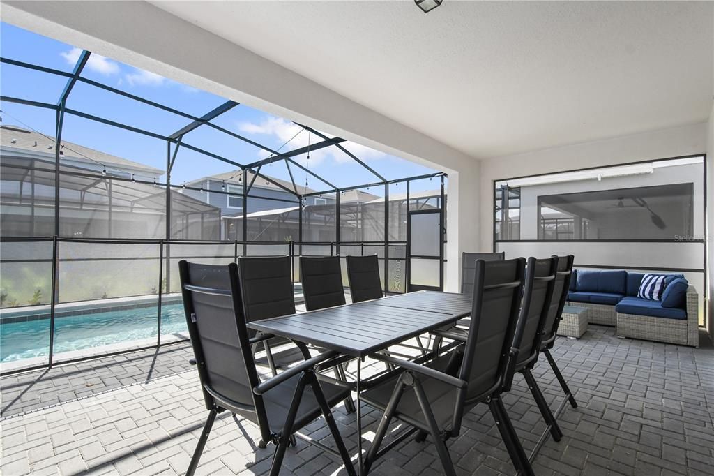 En Venta: $925,000 (10 camas, 8 baños, 4399 Pies cuadrados)