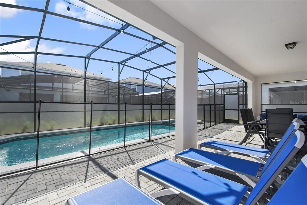 En Venta: $925,000 (10 camas, 8 baños, 4399 Pies cuadrados)
