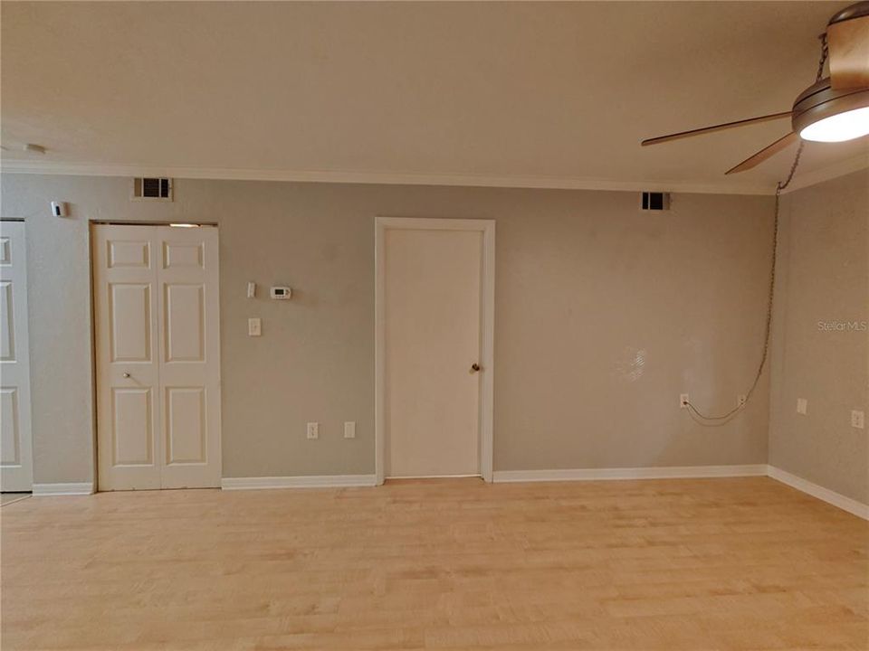 For Rent: $1,250 (2 beds, 2 baths, 874 Square Feet)