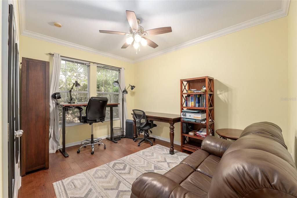 Activo con contrato: $437,900 (3 camas, 3 baños, 1354 Pies cuadrados)