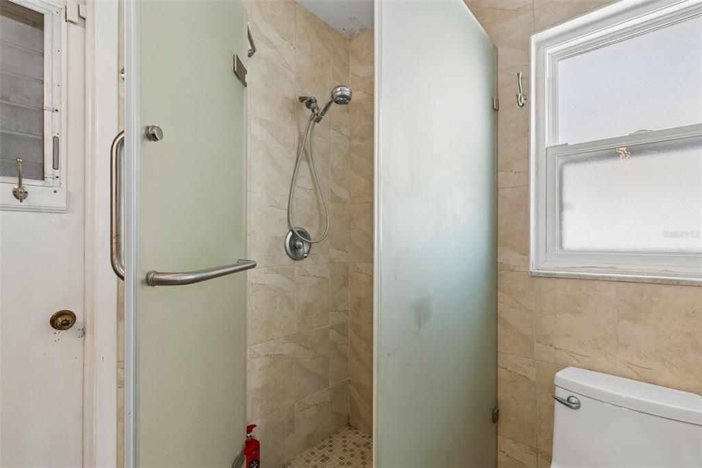 For Sale: $899,900 (3 beds, 2 baths, 1966 Square Feet)