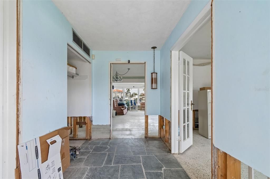 For Sale: $899,900 (3 beds, 2 baths, 1966 Square Feet)