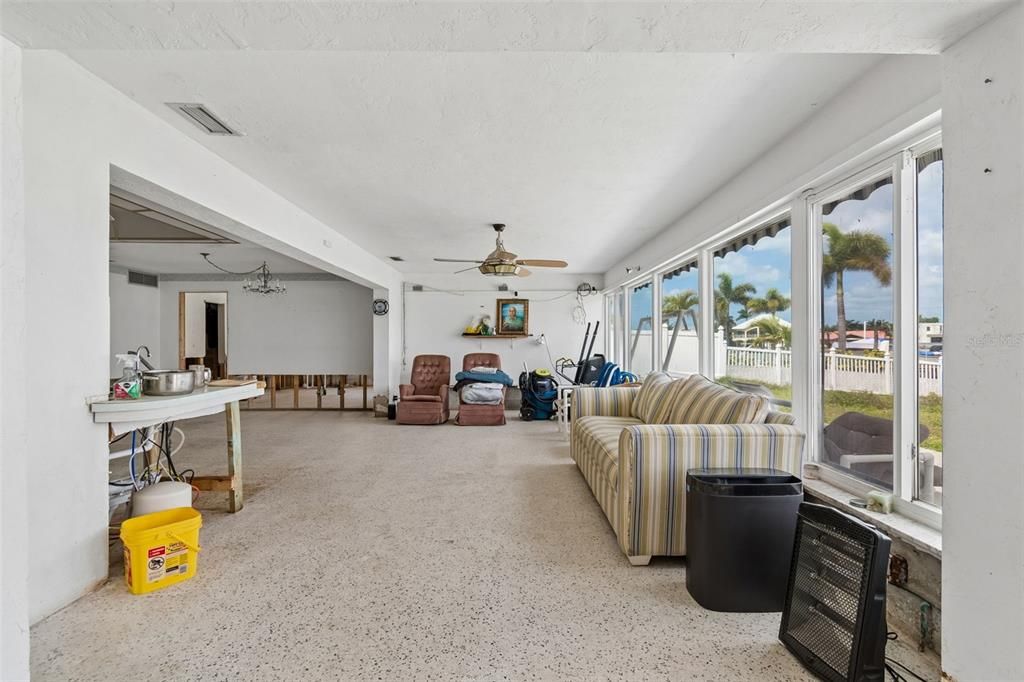 For Sale: $899,900 (3 beds, 2 baths, 1966 Square Feet)