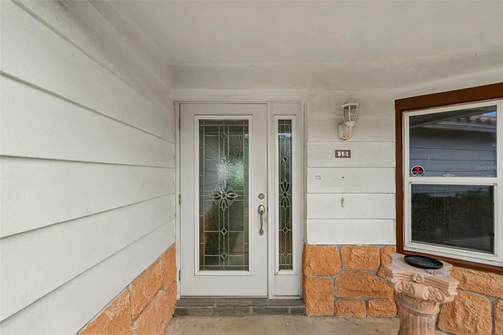 For Sale: $899,900 (3 beds, 2 baths, 1966 Square Feet)