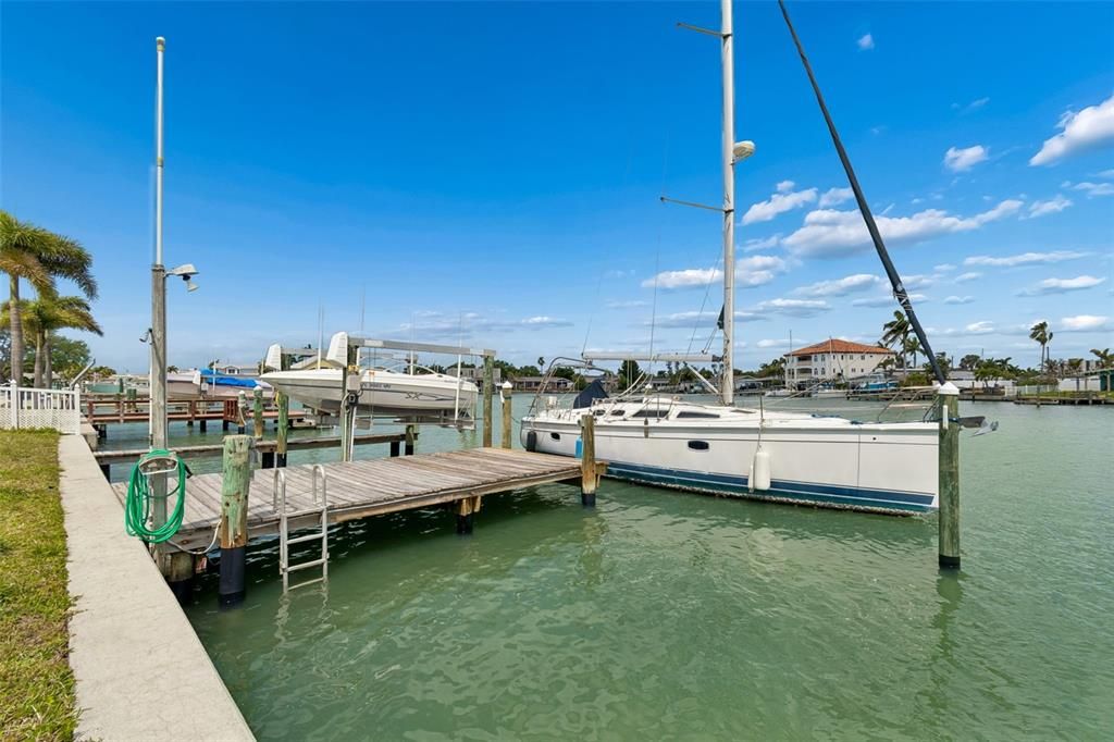 For Sale: $899,900 (3 beds, 2 baths, 1966 Square Feet)