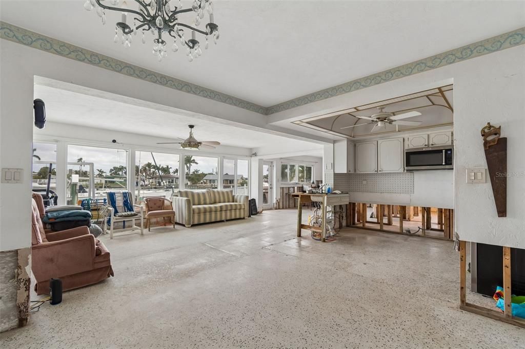 For Sale: $899,900 (3 beds, 2 baths, 1966 Square Feet)