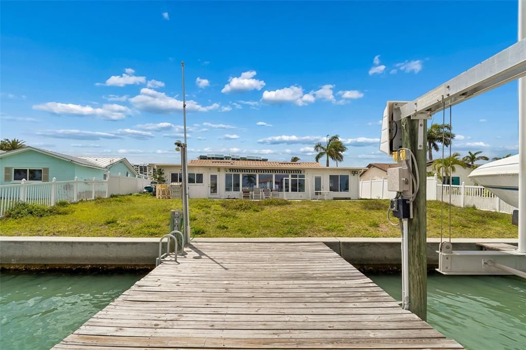 For Sale: $899,900 (3 beds, 2 baths, 1966 Square Feet)
