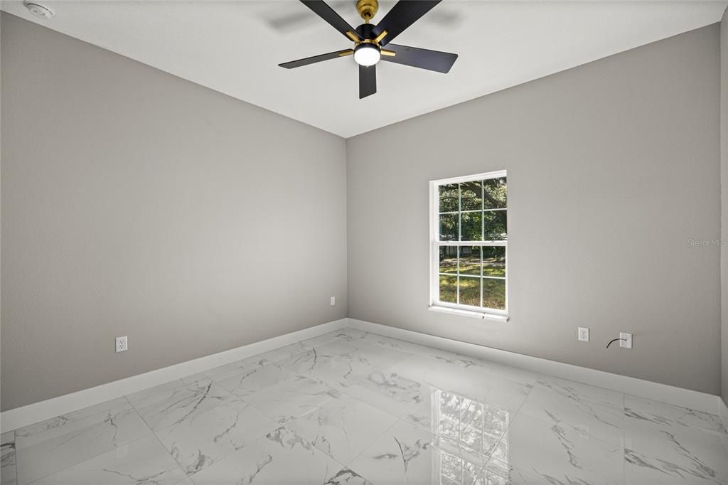 For Sale: $299,900 (3 beds, 2 baths, 1532 Square Feet)