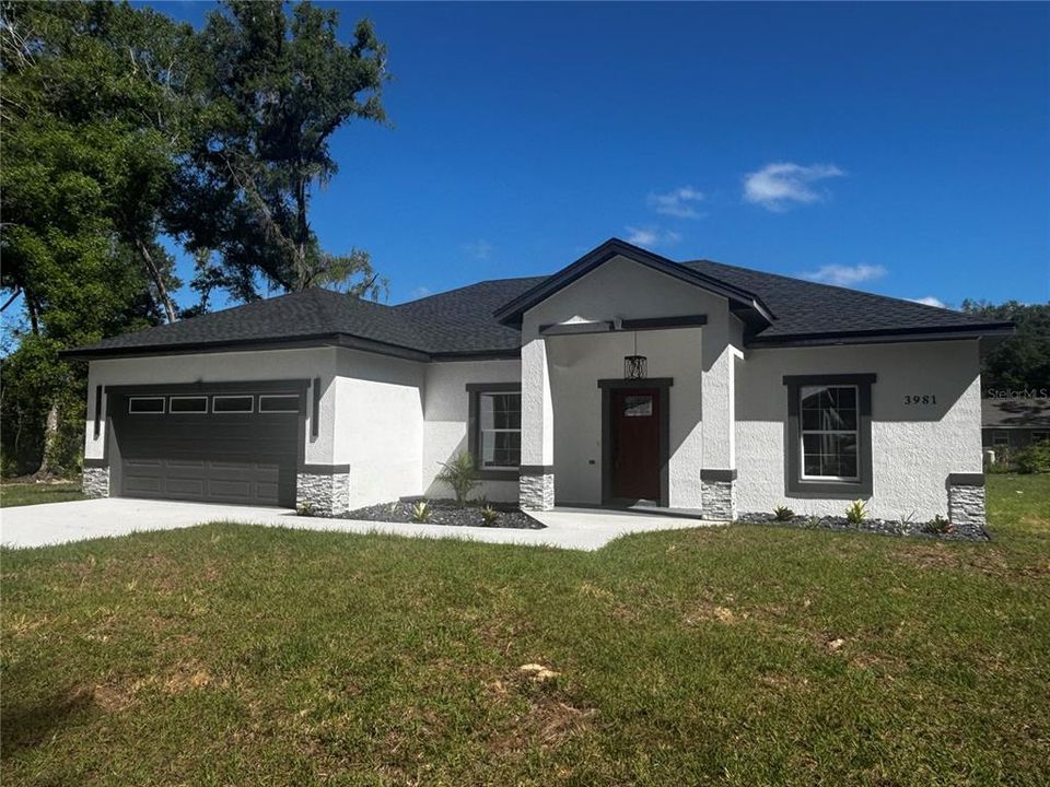 For Sale: $299,900 (3 beds, 2 baths, 1532 Square Feet)