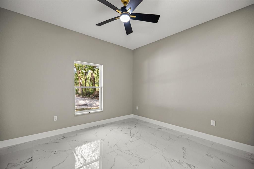For Sale: $299,900 (3 beds, 2 baths, 1532 Square Feet)