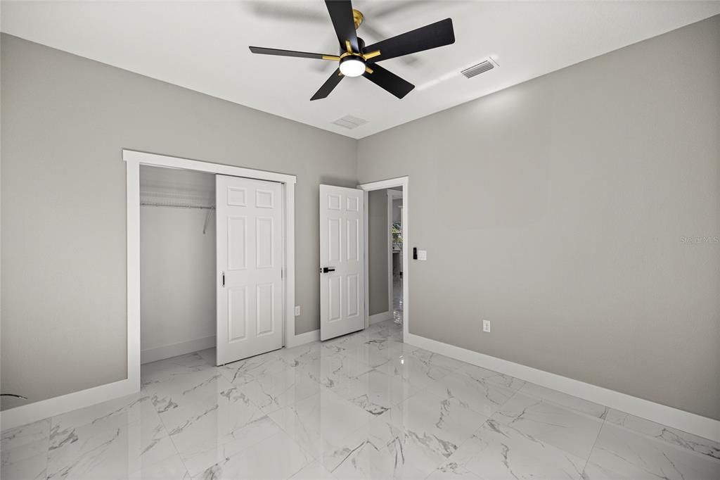 For Sale: $299,900 (3 beds, 2 baths, 1532 Square Feet)