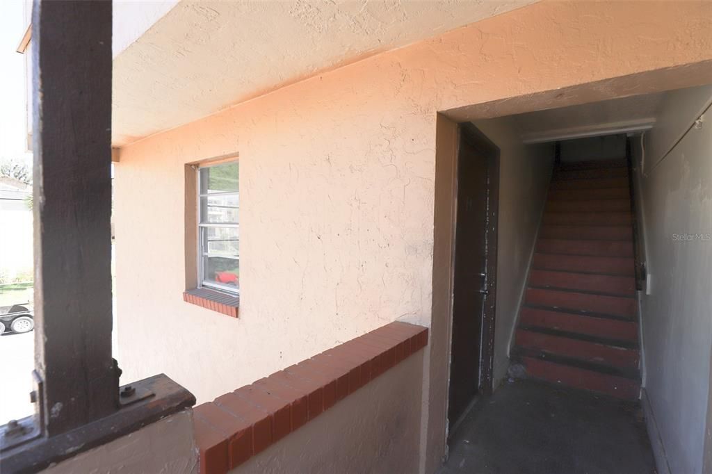 For Sale: $66,000 (4 beds, 1 baths, 972 Square Feet)